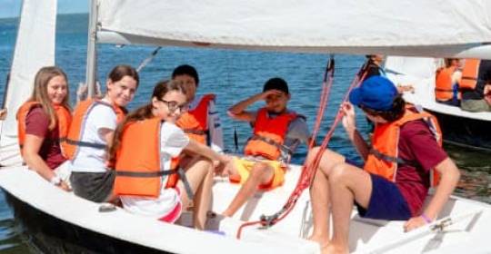 Centro Estivo Vela sul Lago di Bracciano: Sport e divertimento per ragazzi